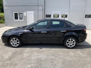 ALFA ROMEO 159 1.9 JTDm 16V Progression 1 Év GARANCIA használtautra! ABS! ESP! EDS! ASR! LÉGZSÁKOK! TEMPMAT! TOLATÓRAD!