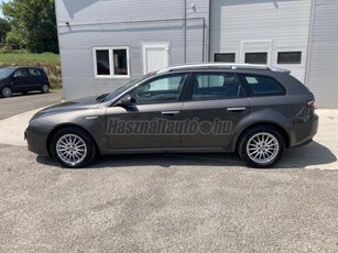 ALFA ROMEO 159 SW 1.9 JTD 16V Progression DIGITKLÍMA! LÉZSÁKOK! ABS! ASR! ESP! EDS! BŐRKORMÁNY!