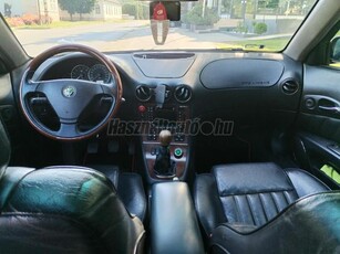 ALFA ROMEO 166 2.4 JTD