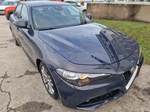 ALFA ROMEO GIULIA 2.2 D 1.-FRISS NAGYSZERVÍZ-FRISS MŰSZAKI VIZSGA-F1 VÁLTÓ-FULL BŐRBELSŐ-SZERVÍZKÖNYV :