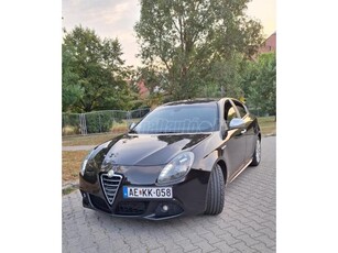 ALFA ROMEO GIULIETTA 1.4 TB Distinctive QV-Line Nero Etna fekete Frissen szervizelt !