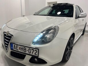 ALFA ROMEO GIULIETTA 1.4 TB MultiAir Distinctive Panorama/sport belső/170le