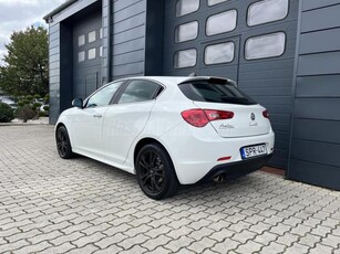 ALFA ROMEO GIULIETTA 1.4 TB Progression SZERVIZKÖNYV / LED / TEMPOMAT / MULTIKORMÁNY