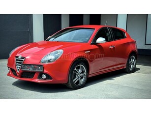 ALFA ROMEO GIULIETTA 1.4 TB Super Edition DISTINCTIVE-LED-BI.XENON-NAVI-6.5KIJELZŐ-BŐR-D.KLIMA