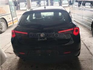 ALFA ROMEO GIULIETTA 1.6 JTD Progression Rozsdamentes! Top állapot! Top ár!!!