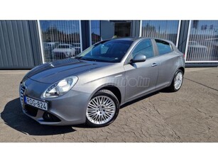 ALFA ROMEO GIULIETTA 2.0 JTDM-2 Distinctive TCT automatata. F1 váltó. fél-bőr. digit klíma!