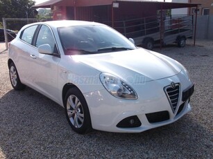 ALFA ROMEO GIULIETTA 2.0 JTDM-2 Progression 2-Kulcs.Tempomat.Navi.Bőr.4-el ablak.Ködlámpa.Menetfény.Tolatóradar.Alukerék