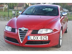 ALFA ROMEO GT 1.9 JTD 16V Q2 Rosso 100000km! Magyarországi! Ritkaság! Új állapot!