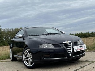 ALFA ROMEO GT 2.0 JTS Distinctive Bose hifi Bőr kárpit