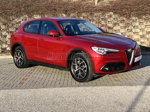 ALFA ROMEO STELVIO 2.2 D Super Q4 (Automata) NAVI / LED / BŐR / KEYLESS / SÁVTARTÓ / KÖVETŐTEMPOMAT