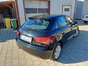 AUDI A1 Sportback 1.2 TFSI Attraction VÉGIG VEZETETT SZERVIZKÖNYV. 2. TULAJ