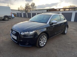 AUDI A1 Sportback 1.6 TDI DPF Attraction +KLÍMA+VHOROG+NAVI+TRADAR+ALUKERÉK+