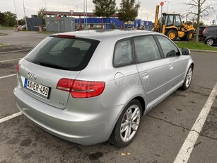 AUDI A3 1.6 TDI Ambition DPF