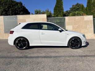 AUDI A3 2.0 TDI Sport S-Line Navi Xenon Rotor 18 coll szervizkönyv műszaki 2026.09.30-ig