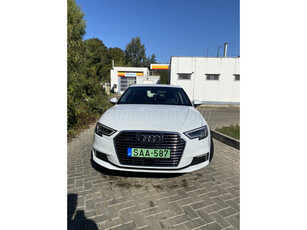 AUDI A3 Sportback 1.4 TFSI Design S-tronic e-tron