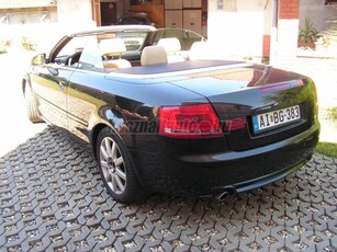 AUDI A4 CABRIO 1.8 T