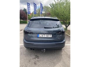 AUDI Q5 2.0 TDI DPF quattro S-tronic