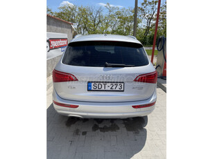 AUDI Q5 2.0 TDI DPF quattro S-tronic