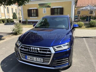 AUDI Q5 2.0 TDI Sport quattro S-tronic