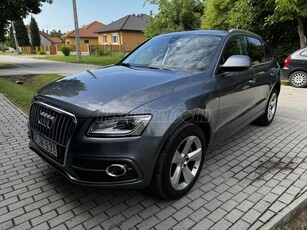 AUDI Q5 3.0 TDI quattro clean diesel S-tronic S-LINE