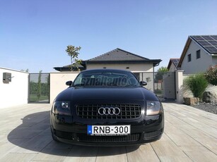 AUDI TT Coupe 1.8 T