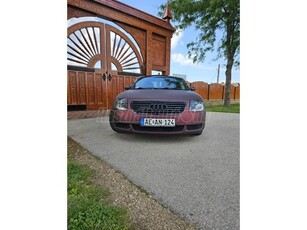 AUDI TT Coupe 1.8 T