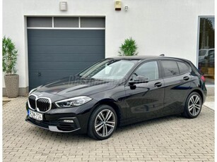 BMW 118i Advantage Magyarországi. vezetett szervizkönyv. Áfás