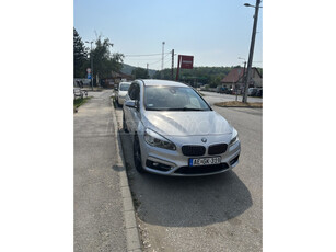 BMW 218d Luxury (7 személyes )