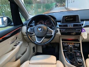 BMW 218d Luxury