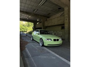 BMW 323i