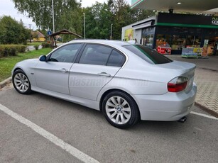 BMW 330i