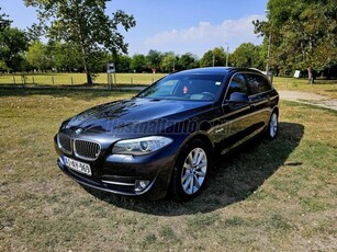 BMW 520d Touring PANO. HUD. ÁLLÓFŰTÉS. AMBIENT LIGHT 147.500 KM