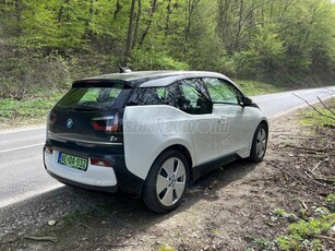 BMW I3 120Ah (Automata) nagy NAVI! indukciós TELEFONTÖLTŐ! SZUPER ÁLLAPOT