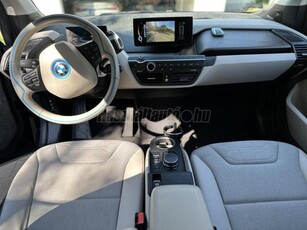 BMW I3 94Ah REX (Automata) tolatókamera. napfénytető. nagy kijelző