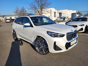 BMW IX1 xDrive30 M-Sport.Mo.-i.Gyári Garancia 2026-ig.Panoráma.H/K.Head-Up.360Kamera