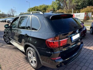 BMW X5 xDrive30d (Automata) 154.000 KM!!! Vezetett Szervízkönyv.Vajbőr Belső.Első-Hátsó Radar