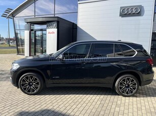 BMW X5 xDrive30d (Automata) Mo.i-172000Km-Navi-Xenon-Téli-Nyári Gumik-Megkímélt állapot