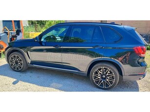 BMW X5 xDrive50i (Automata)