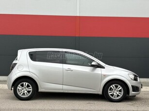 CHEVROLET AVEO 1.4 LT (Automata) Nagyszervíz Elvégezve! Számlával! Tolatókamerával!4 évszakos Michelin gumik