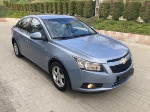 CHEVROLET CRUZE 1.6 LS Plus 169000KM SZERVIZKÖNYV ELSŐ TULAJ