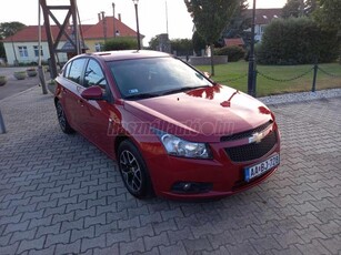 CHEVROLET CRUZE 1.6 LS Plus Gyönyörű Állapot. Friss Műszaki