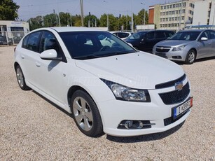 CHEVROLET CRUZE 1.6 LT 17-COLL ALUFELNI/TEMPOMAT/PDC/MEGKÍMÉLT ÁLLAPOT!