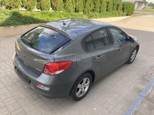 CHEVROLET CRUZE 1.8 LT Plus 154000KM SZERVIZKÖNYV 140 LE