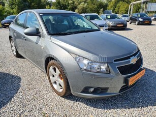 CHEVROLET CRUZE 2.0 D LS Plus 179000 km!