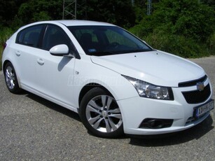 CHEVROLET CRUZE 2.0d LTZ Plus 188EKM.SZERVIZKÖNYV. FRISS SZERVÍZ. DIGITKLÍMA.ÜLÉSFŰTÉS! AZONNAL ELVIHETŐ!