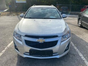 CHEVROLET CRUZE SW 1.7d LTZ Plus Tolatókamera/Magyar menü/1 tulaj/Szerviz könyv