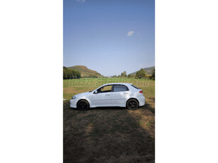 CHEVROLET LACETTI 2.0 D Platinum