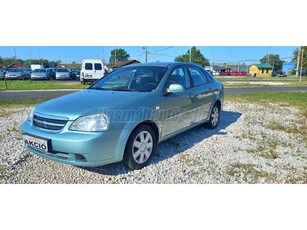 CHEVROLET LACETTI Sedan 1.4 16V Plus AC (SE)