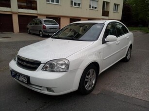 CHEVROLET LACETTI Sedan 1.6 16V Platinum