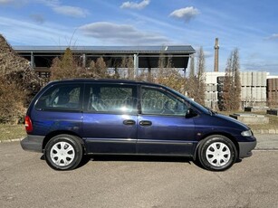 CHRYSLER VOYAGER Grand2.5 TD SE (7 személyes ) DUPLA TOLÓAJTÓ!!! 7 FŐS!!! KLÍMÁS! SZÉP ÉS JÓ!!!!